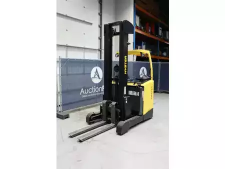Carrelli retrattili 2021  Hyster R2.0 (9)