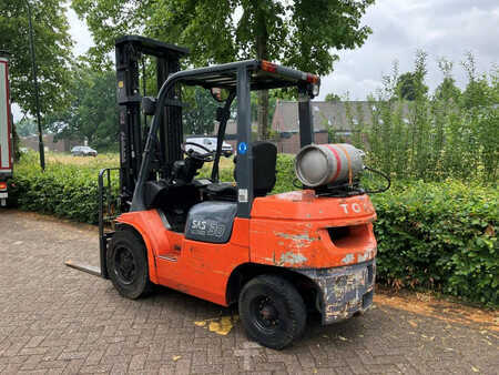 LPG VZV 2005  Toyota 02-7FGF30 (3)