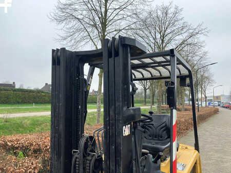 Carrelli elettrici 4 ruote 2009  CAT Lift Trucks EP25K-PAC (10)