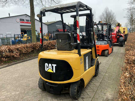 Carrelli elettrici 4 ruote 2009  CAT Lift Trucks EP25K-PAC (5)