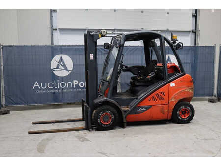 LPG Forklifts 2014  Linde H25T-02 (1)