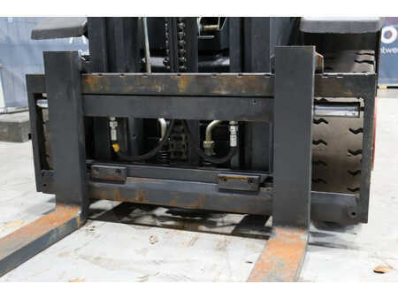 LPG Forklifts 2014  Linde H25T-02 (10)