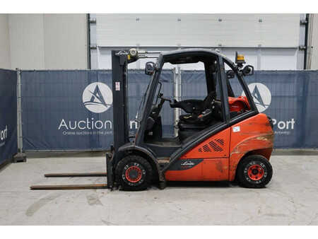 LPG Forklifts 2014  Linde H25T-02 (2)