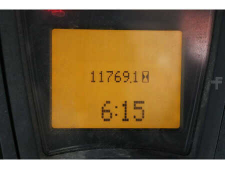 LPG Forklifts 2014  Linde H25T-02 (24)