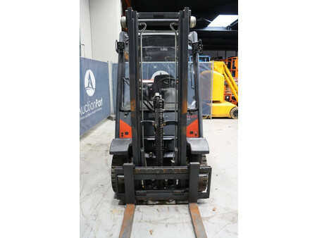 LPG Forklifts 2014  Linde H25T-02 (7)