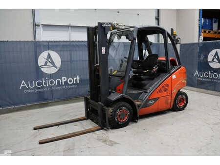 LPG Forklifts 2014  Linde H25T-02 (8)