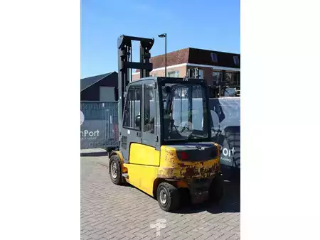 Carrelli elettrici 4 ruote 2012  Jungheinrich EFG 545 (5)