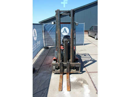 Carrelli elettrici 4 ruote 2000  Linde E16S (7)