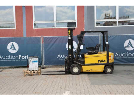 Electric - 4 wheels 2008  Yale ERP30ALF E2395 (2)