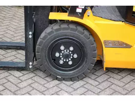 Dieselstapler 2025  JBC FD-32 (14)