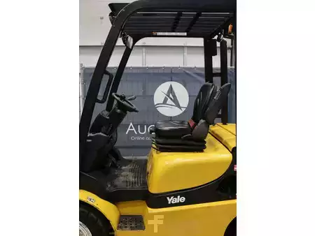 Carrelli elevatori diesel 2019  Yale GDP30MXE2195 (24)