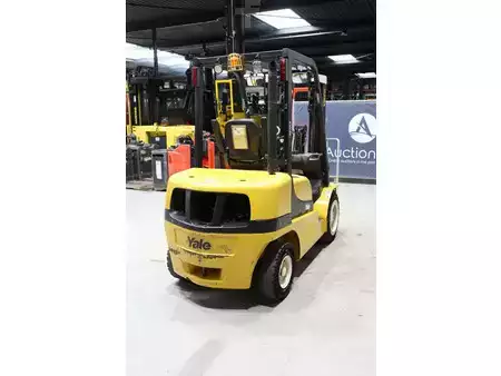 Carrelli elevatori diesel 2019  Yale GDP30MXE2195 (6)