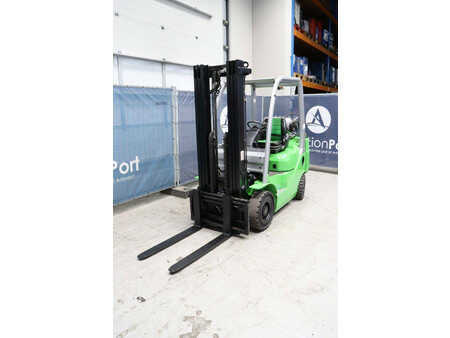 Carrelli elevatori GPL 2011  Cesab M315G (9)