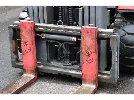 Chariots électriques à 4 roues - Nichiyu FB25PN (12)