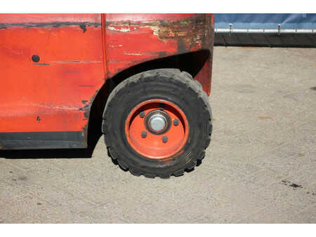 4-wiel elektrische heftrucks 2016  Linde E25L-01 (15)