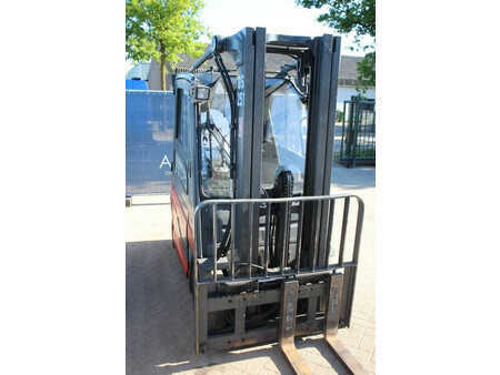 4-wiel elektrische heftrucks 2016  Linde E25L-01 (6)