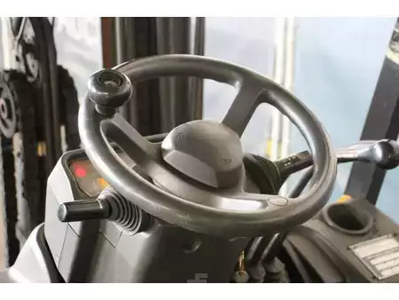 LPG Forklifts 2008  CAT Lift Trucks GP30NT (24)