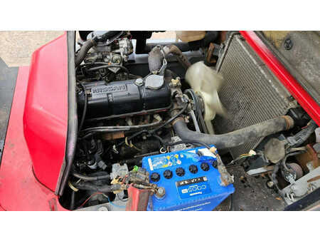 Wózki widłowe diesel - Nissan 15 (9)