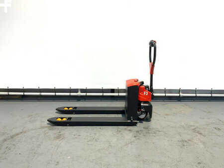 Electric Pallet Trucks 2024  EP Equipment F3 (10)