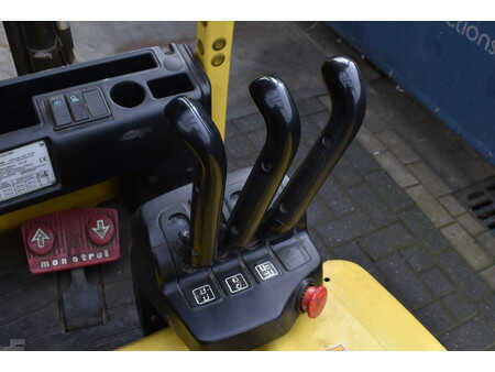 Eléctrica de 4 ruedas 2015  Hyster J1.6XNT (21)