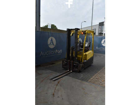 Eléctrica de 4 ruedas 2015  Hyster J1.6XNT (9)