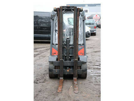 Treibgasstapler 2014  Linde H20T-02/600 (8)