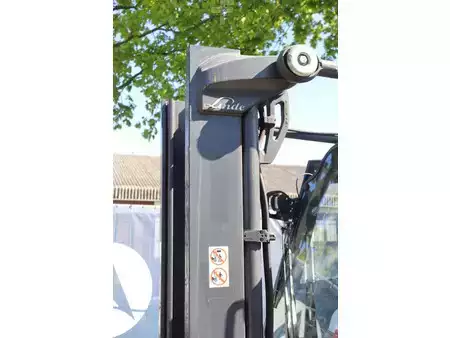 El truck - 4 hjulet 2020  Linde E30HL-01/600 (11)