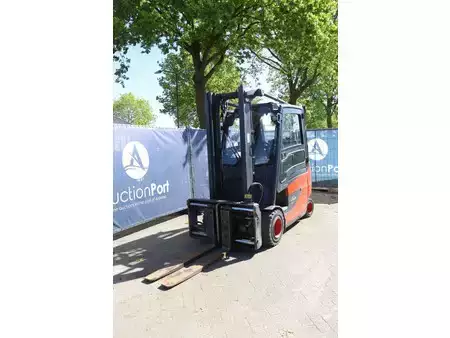 El truck - 4 hjulet 2020  Linde E30HL-01/600 (8)