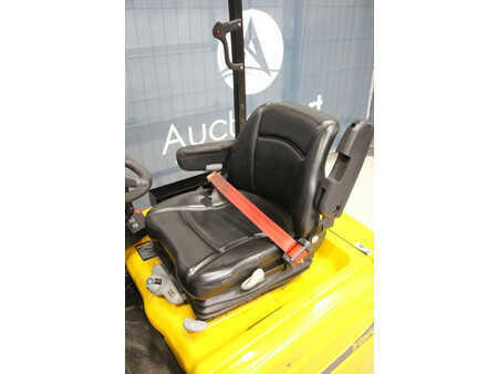Eléctrica de 4 ruedas 2012  Yale ERP16VT SWB (24)