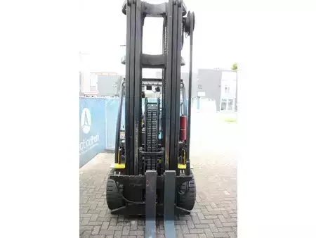 Gas truck 2010  Yale GLC70VX (7)