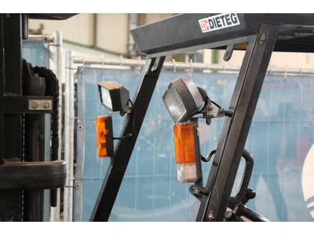 Empilhador a gás 2000  CAT Lift Trucks GP15K (17)