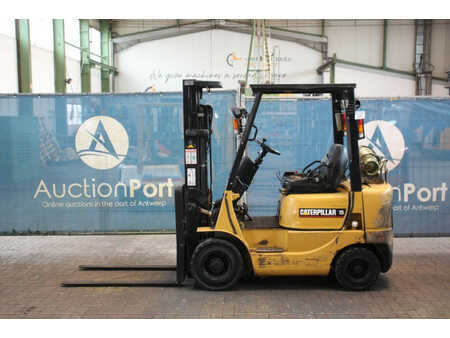 Empilhador a gás 2000  CAT Lift Trucks GP15K (2)