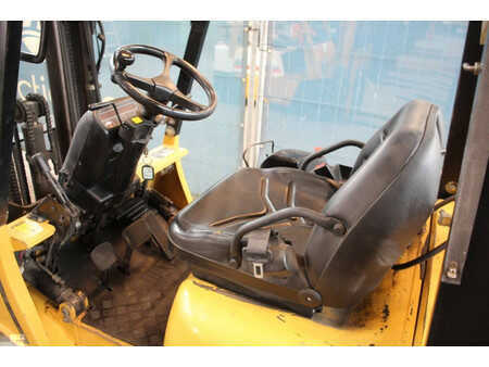 Empilhador a gás 2000  CAT Lift Trucks GP15K (21)
