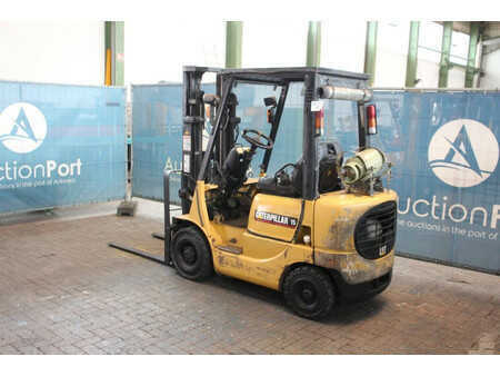 Empilhador a gás 2000  CAT Lift Trucks GP15K (3)