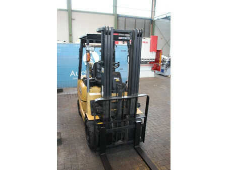 Empilhador a gás 2000  CAT Lift Trucks GP15K (6)