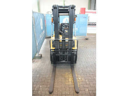 Empilhador a gás 2000  CAT Lift Trucks GP15K (7)