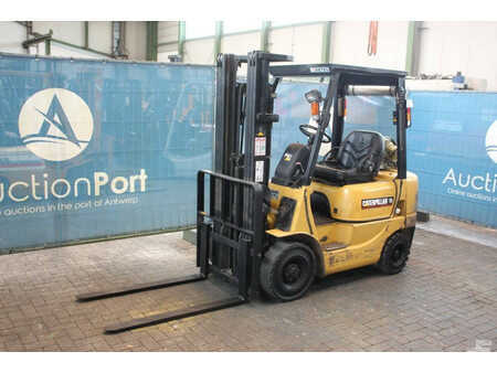 Empilhador a gás 2000  CAT Lift Trucks GP15K (8)
