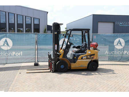 LPG Forklifts 2019  CAT Lift Trucks GP25NT (1)