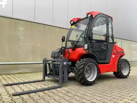 Telescopic forklift rigid 2025  Everun ERT1500 (29)