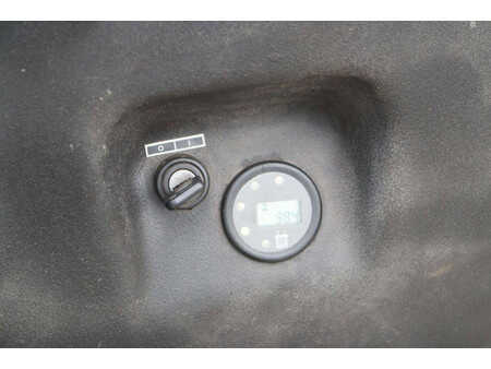 Ruční vysokozdvižný vozík 2004  OM CL 10.50 (17)