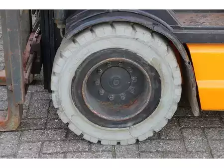 Elektrisk- 4 hjul 2003  Still R60-30 (14)