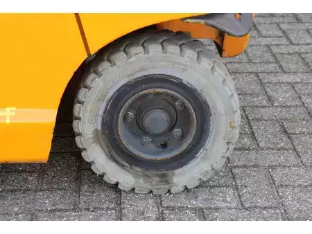 Elektrisk- 4 hjul 2003  Still R60-30 (15)