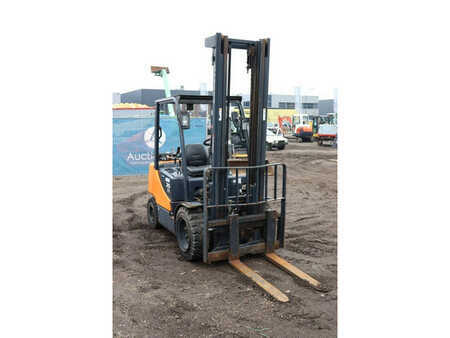 Carretilla elevadora diésel 2008  Doosan G35C (7)