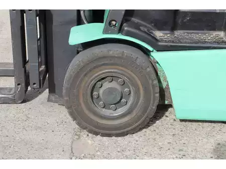 Carrelli elettrici 4 ruote 2004  Mitsubishi FB16RT (20)