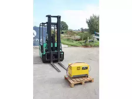 Carrelli elettrici 4 ruote 2004  Mitsubishi FB16RT (7)