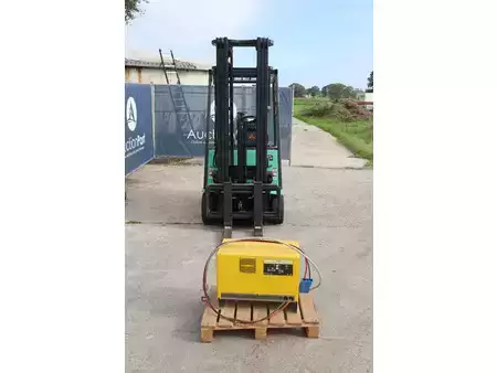 Carrelli elettrici 4 ruote 2004  Mitsubishi FB16RT (8)