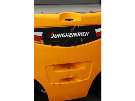 Elektryczne 4-kołowe 2019  Jungheinrich EFG 430 (16)