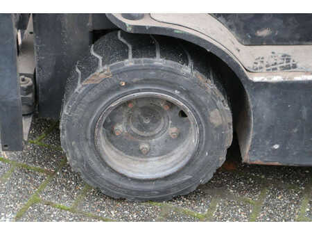 Elektromos 4 kerekű - Crown SC 3200 (14)