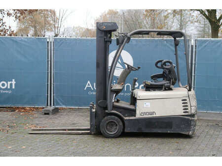 Elektromos 4 kerekű - Crown SC 3200 (2)