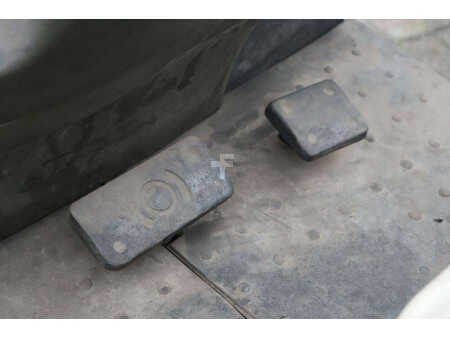 Elektromos 4 kerekű - Crown SC 3200 (24)